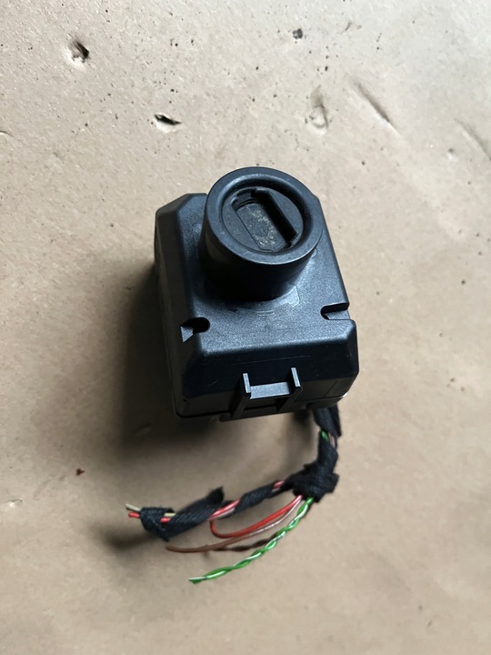 фото №1, Замок запалювання mercedes a2165450508