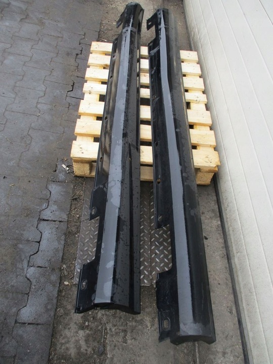 фото №2, Mercedes w204 планка порогова накладка порога amg