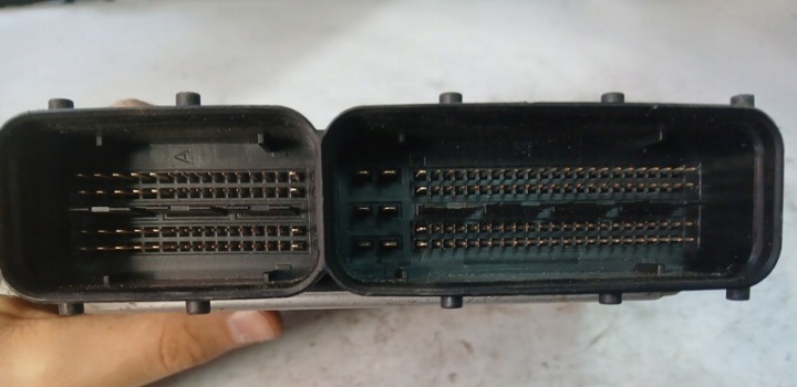 фото №8, Компьютер двигателя vw golf v 039906021pl