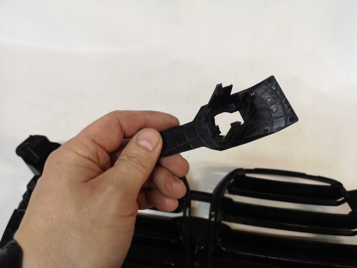 фото №11, Bmw m3 g80- решётки радиатора, решётка радиатора з крепление камеры