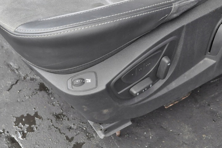 фото №9, Renault laguna iii сиденья диван обшивки туннель европа