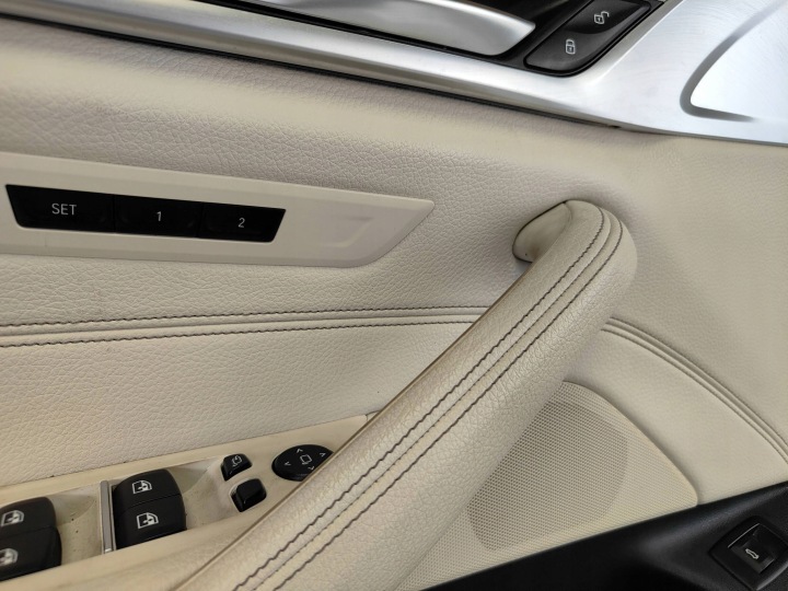 фото №8, Дверна карта (обшивка дверей) ліві перед bmw 5 g30 g31 m5 f90 elfenbeinweiss