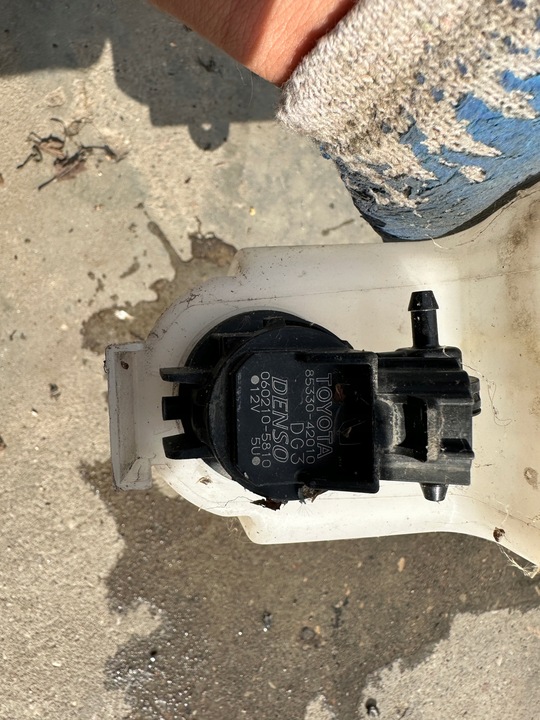 фото №6, Бачок омывателя toyota rav-4 060851-438