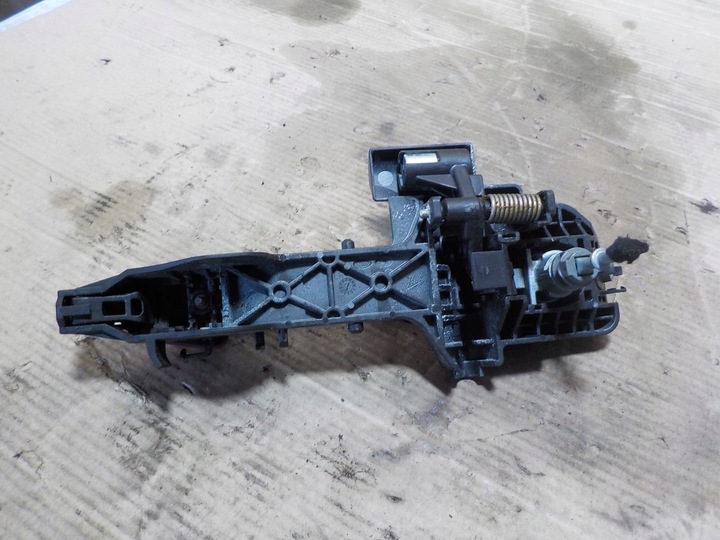 фото №2, Kia ceed 1.6gdi ручка левая передние дверь