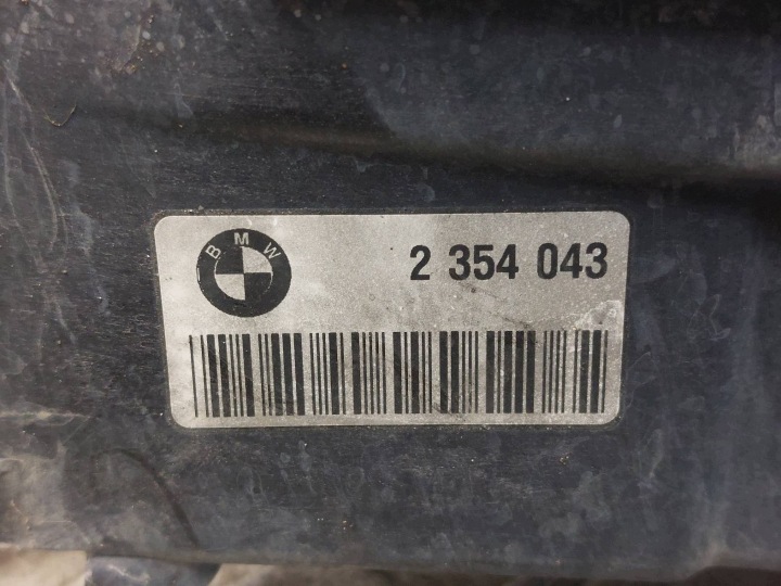 фото №6, Комплект радіатор + бачок розширювальний bmw e46 2.0 d m47 2354043