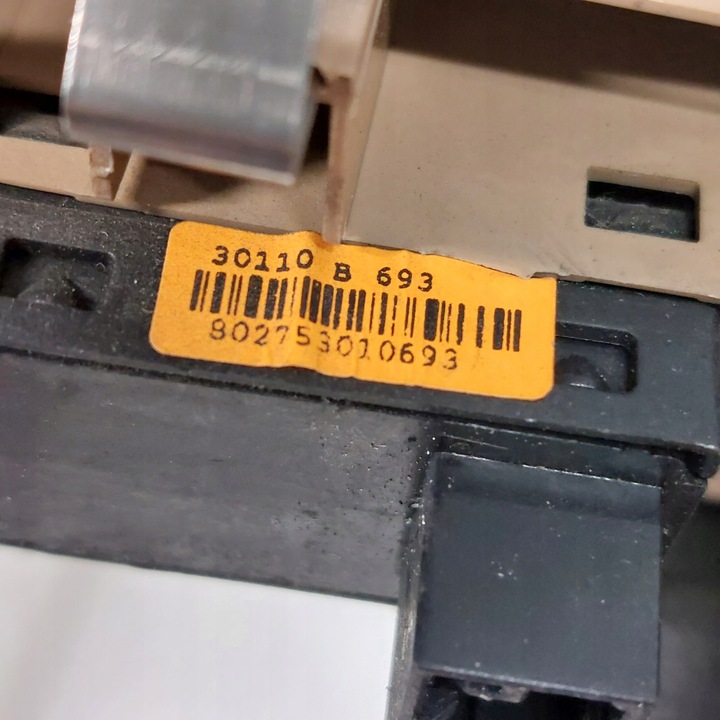 фото №16, Lancia delta 3 iii панель перемикач скло праві перед/зад 735474945 trw