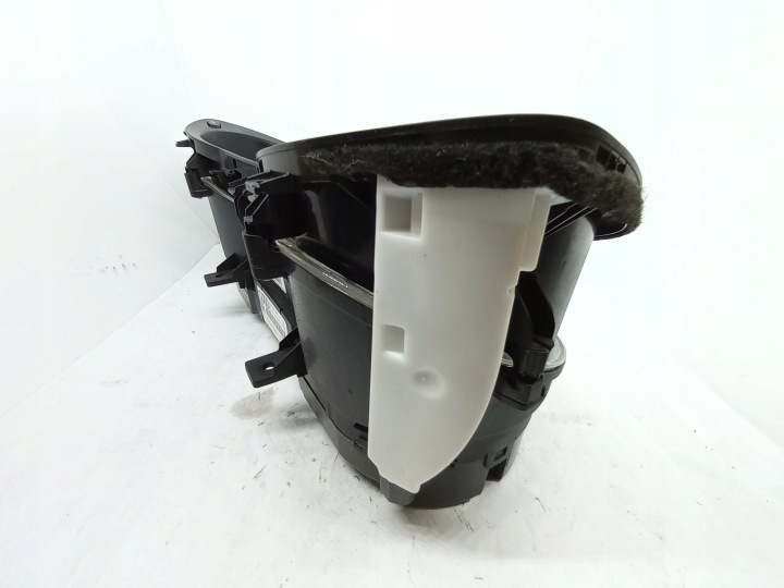 фото №10, Панель приладів audi q3 2.0 tdi 8u0920980a