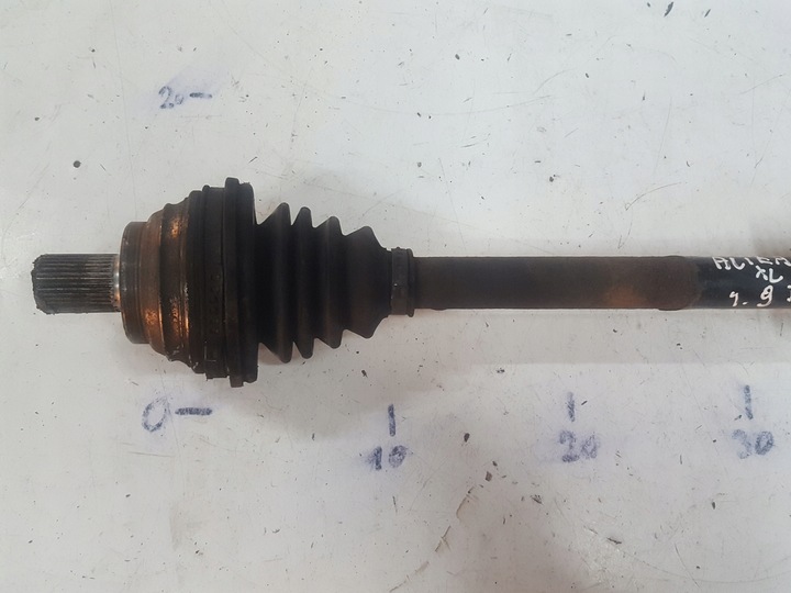 фото №2, Seat altea 04r- 1.9 tdi полуось левая перед механическая коробка передач