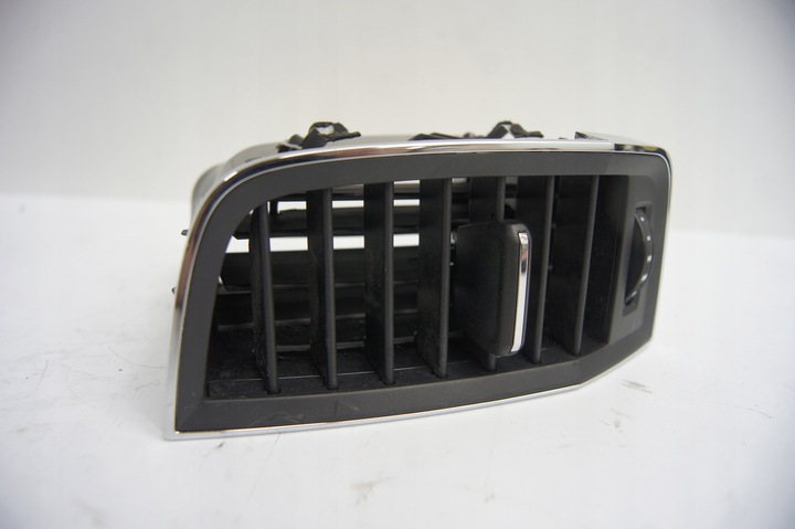 фото №7, Решётка воздуховод левая правая средняя karoq