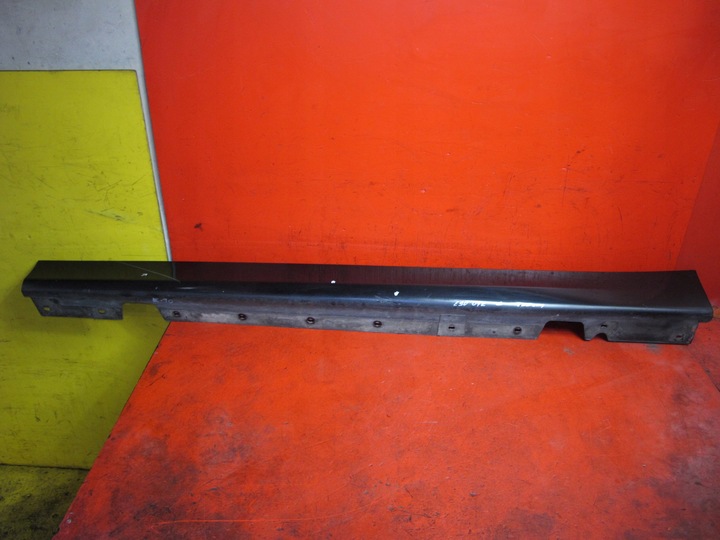 фото №1, Bmw 3 e90 e91 планка накладка порогова ліва 475