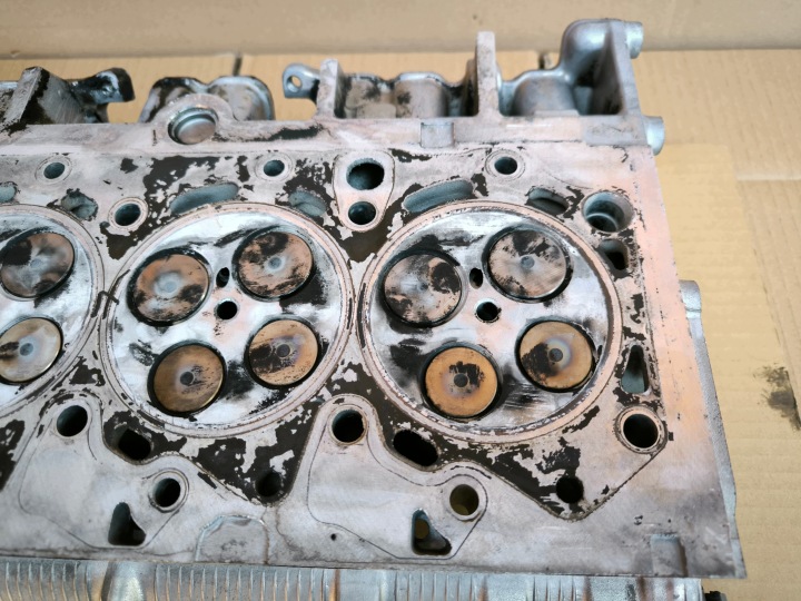 фото №11, Ford mondeo mk3 2.0 tdci рестайлінг головка двигуна