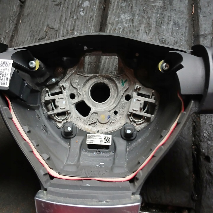 фото №7, Кермо триспицевий мульті шкіра vw passat b7 3c8419091b з airbagiem