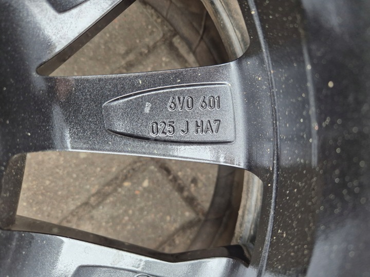 фото №12, Алюмінієвий диск skoda oem номер 6v0601025d 7.0" x 16" 5x112 et 46 n2595