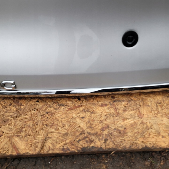 фото №8, Крышка багажника задняя зад dacia spring хром камера