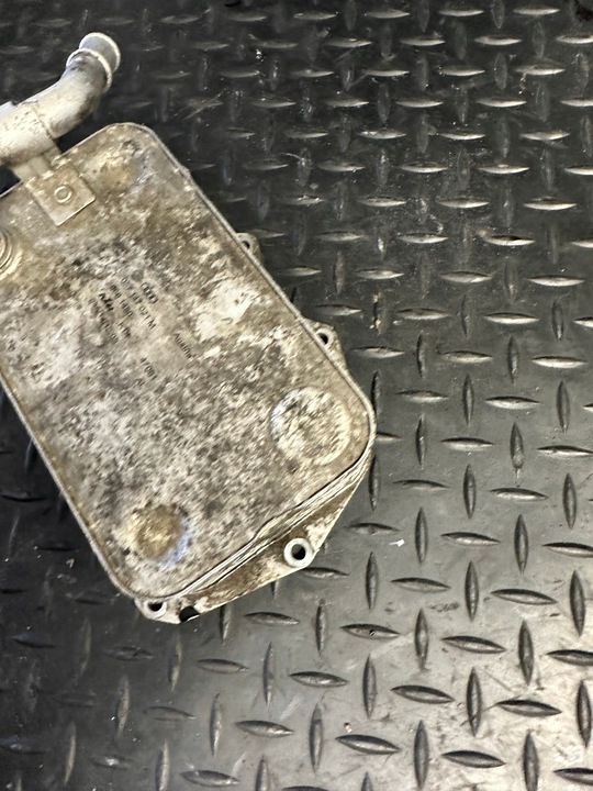 фото №5, Радиатор масла audi a8 d4 4.2 tdi cds 057117021m