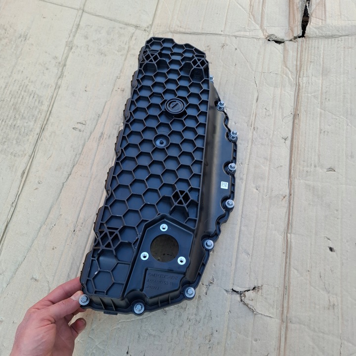 фото №5, Поддон масляная крышка mercedes vito w447 206 w213 om654 om254 a6540105311