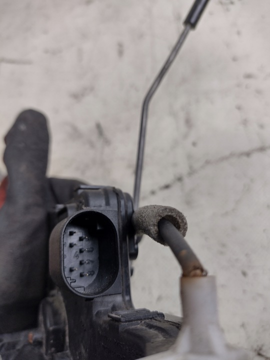 фото №12, Замок двері праві задній bmw e46 sedan 7pin