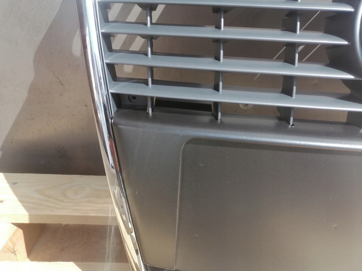 фото №7, Audi a4 b7 решітка середня решітка радіатора хром