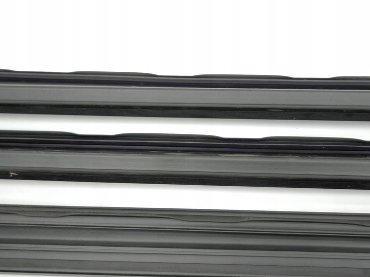 фото №14, Peugeot 2008 ii 2021 комплект прокладка стёкла дверь передних