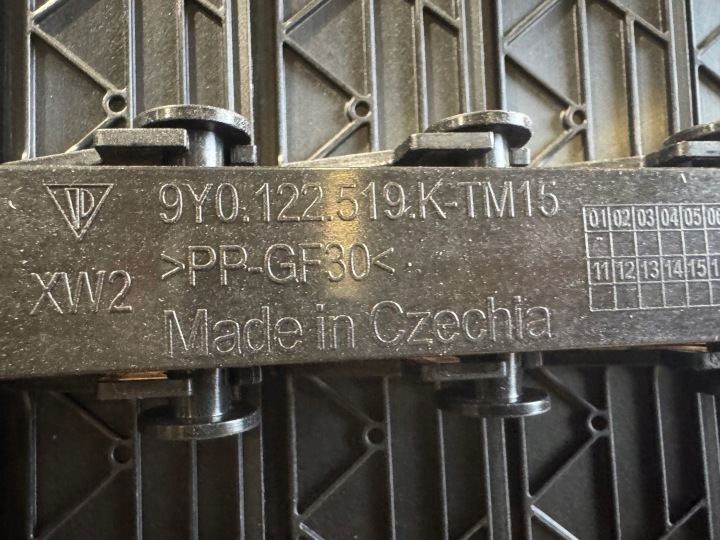 фото №9, Porsche cayenne рестайлинг жалюзи заборщик воздуха балка 9y0122519k 9y0805241e