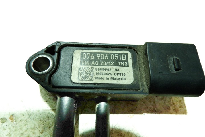 фото №1, Датчик давления dpf vw transporter v t5 фургон 076906051b 2.0l дизель