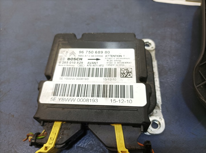 фото №16, Peugeot 207 i fl панель роздавальна подушки датчик