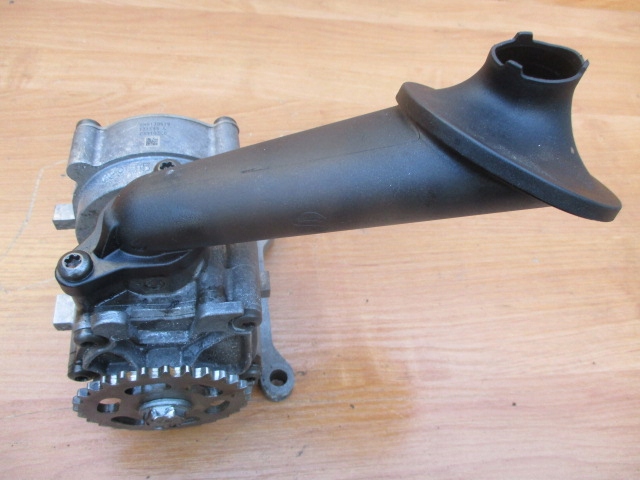 фото №8, Audi a4 a5 a6 a7 a8 q5 q8 двигатель 3.0 tdi crt dew насос масла 059115103cd