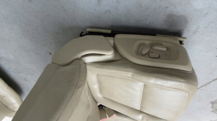 фото №11, Jaguar xf x250 сиденья левый переднее перед диван правые бежевый кожа комплект