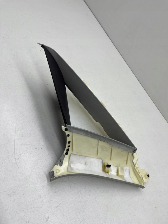 фото №10, Audi a6 c7 sedan захист обшивка стійка c оббивка зад