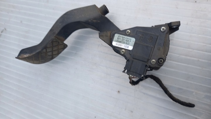 фото №1, Потенціометр газу vw passat b5 1.9tdi рестайлінг універсал 8d1721523f