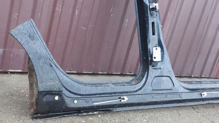 фото №3, Vw passat b7 порог стойка правые lc9x