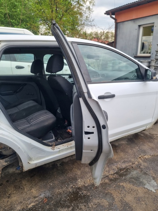 фото №10, Ford focus ii mk2 04-11 2009 r. рестайлинг универсал код 56 дверь правая зад pt