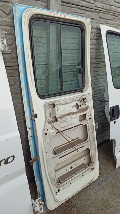 фото №8, Двери левые зад двойной кабина doka iveco daily 99-14