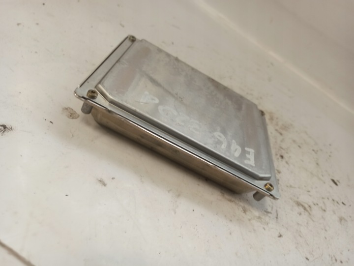 фото №11, Bmw e46 2.0 d блок керування двигуном (ecu) 7786887 0281010205