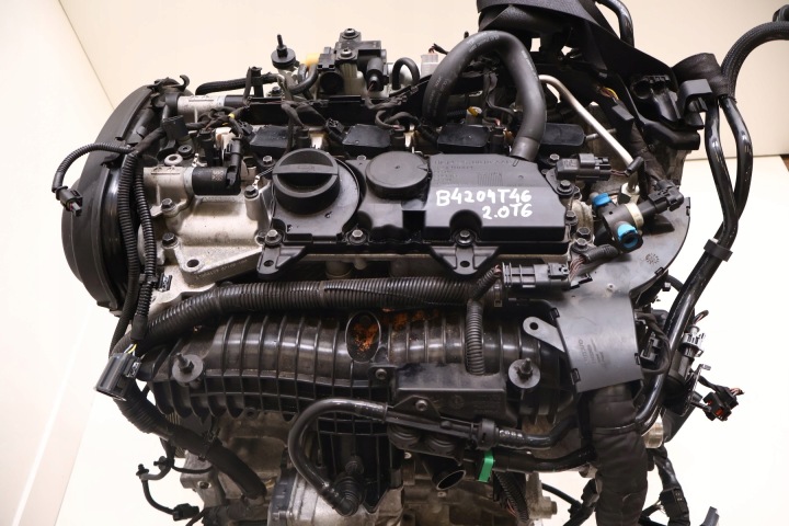 фото №9, Volvo v60 ii 2.0 t6 plug in гібрид двигун b4204t46