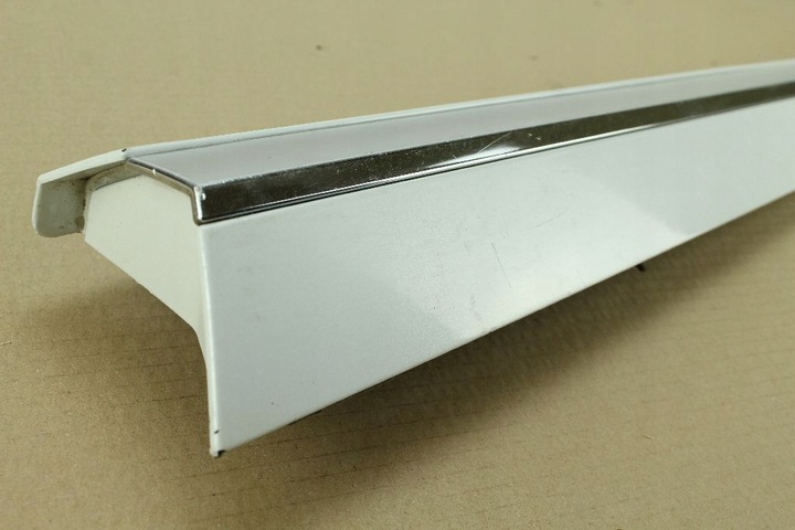 фото №10, Планка дверь левый перед vw arteon 3g8853969b белая хром