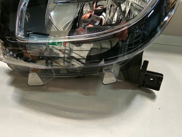 фото №9, Лампа перед передняя левая smart fortwo w453 обычная led европа a4539068301