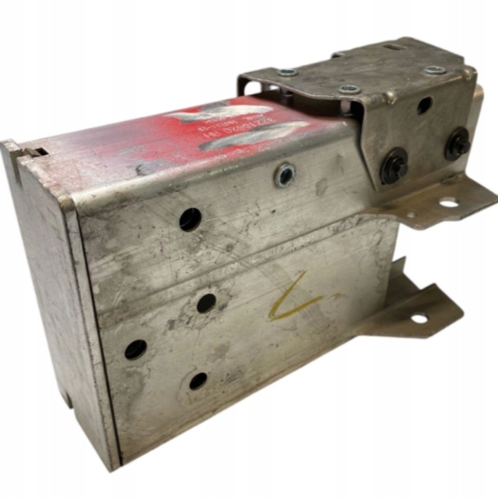 фото №3, Volvo xc60 2018- зона зминання відбійник кріплення ліві праві набір комплект