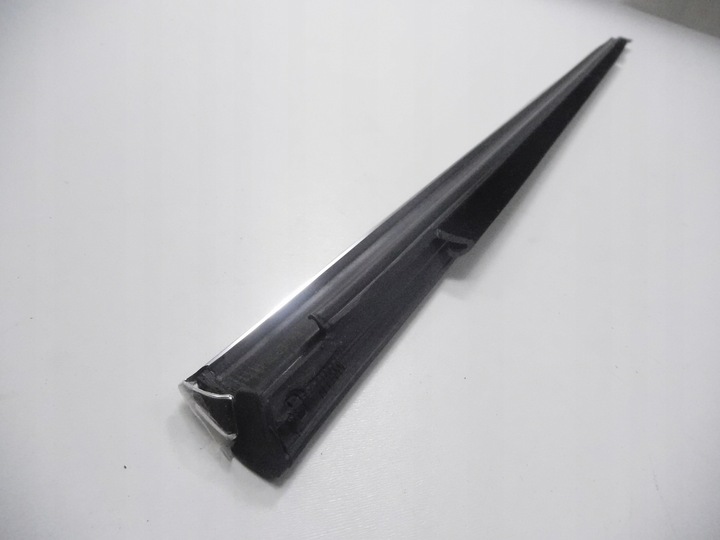 фото №9, Планка хром накладка левый перед peugeot 5008 i 9310 n7