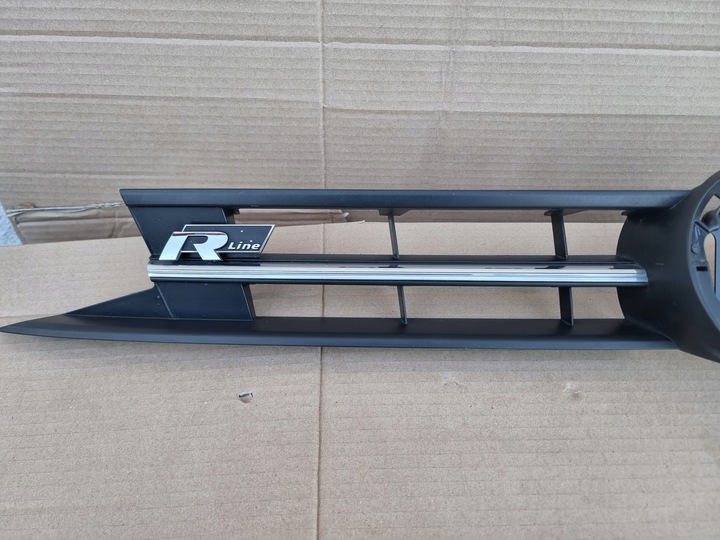 фото №5, Volkswagen polo оригинальный номер 2g0853653n решётка радиатор