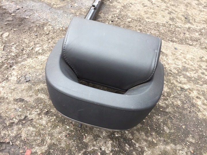 фото №5, Audi a3 8p рестайлинг cabrio подголовник левый зад кожа