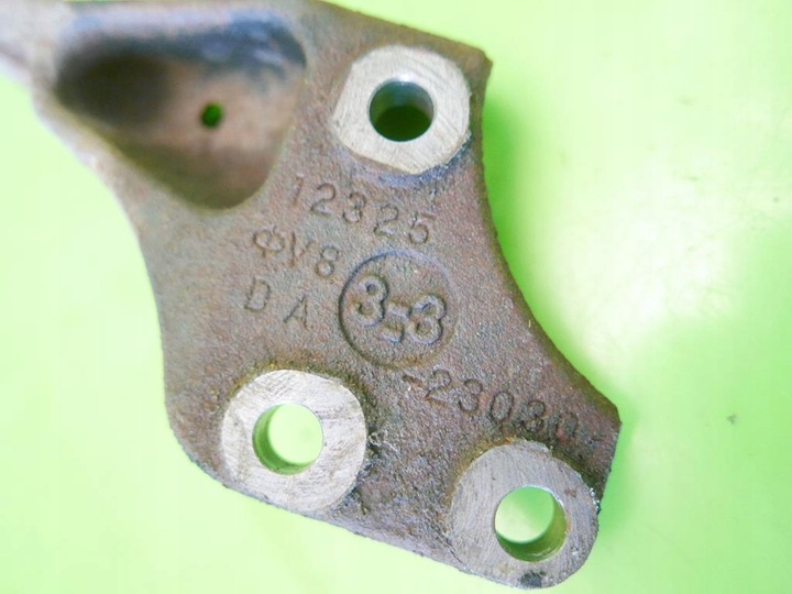 фото №3, Лапи кронштейн крепление toyota yaris i fl 1.3 03-