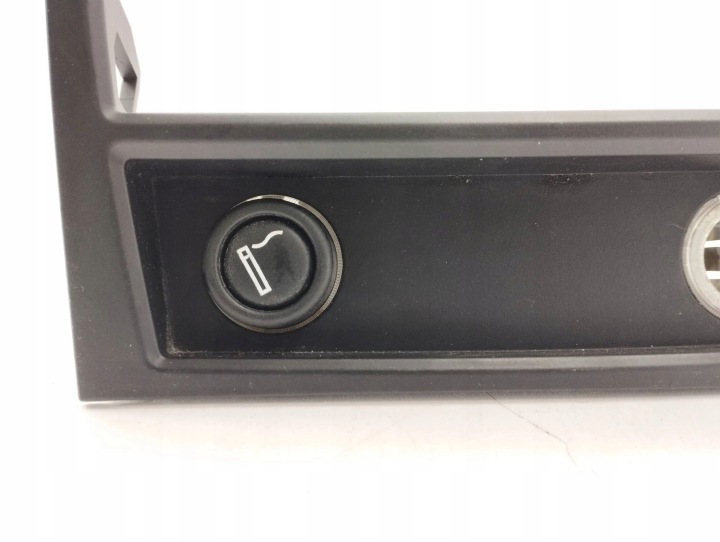 фото №7, Bmw 7 f01 f02 f03 f04 2009 гніздо 12v зад 9113673