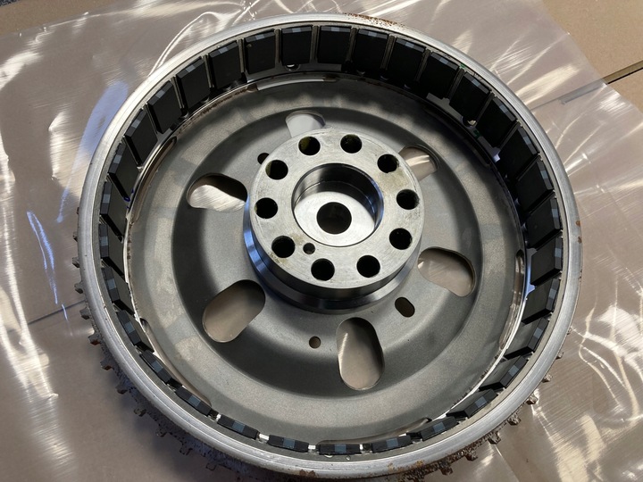 фото №13, Volvo колесо двомасовий двигун електричний 31491811