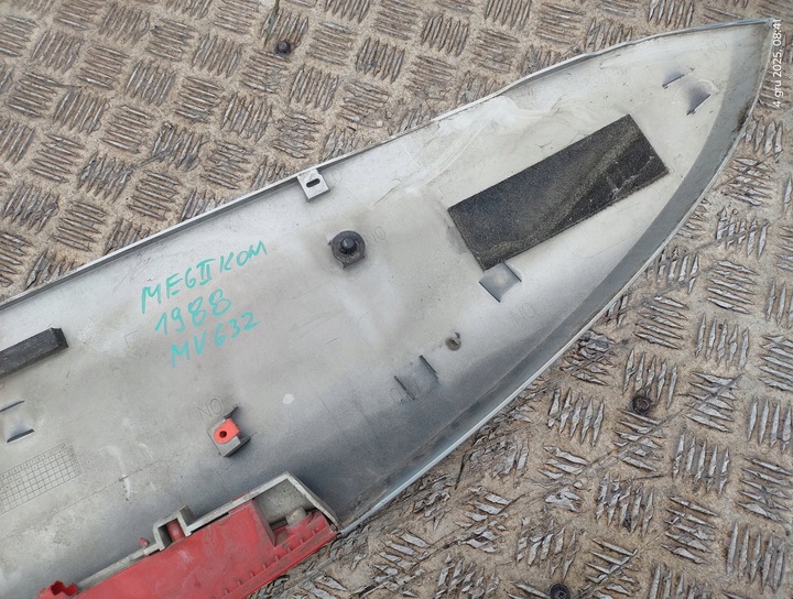 фото №6, Renault megane ii универсал спойлер спойлер mv632 8200200536 8200227979