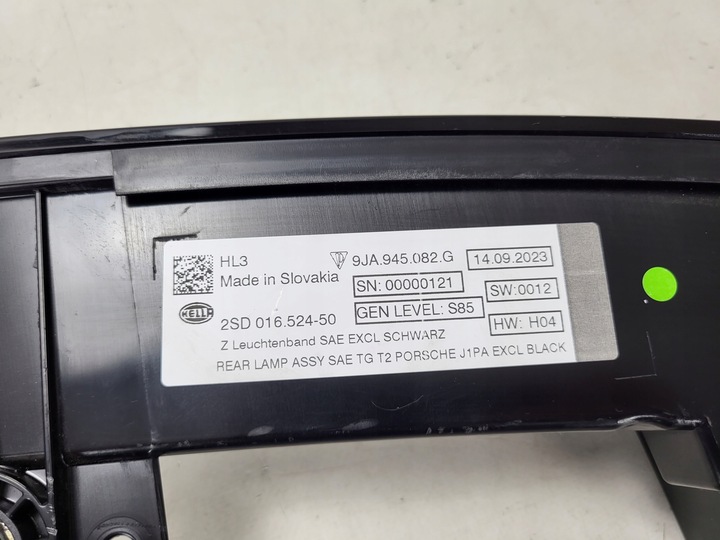 фото №6, Porsche taycan 9j 9ja лампа накладка led зад задняя w крышка багажника usa 9ja945082g