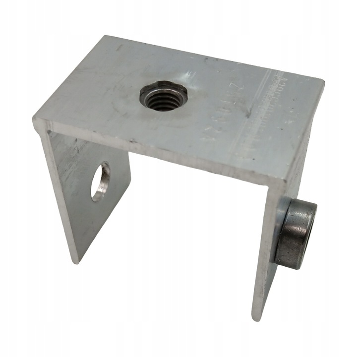 фото №1, Mercedes c-klasa w206 2021 кронштейн крепление ремня передней a2066201801