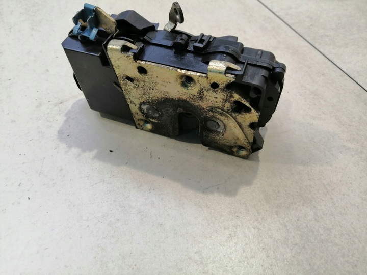 фото №9, Замок двері правий перед peugeot partner i