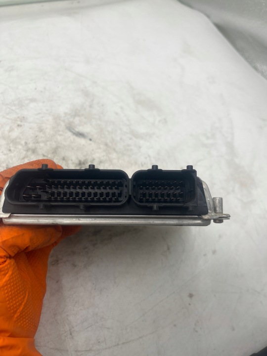 фото №9, Блок керування двигуном (ecu) vw audi seat skoda 8d0907558s