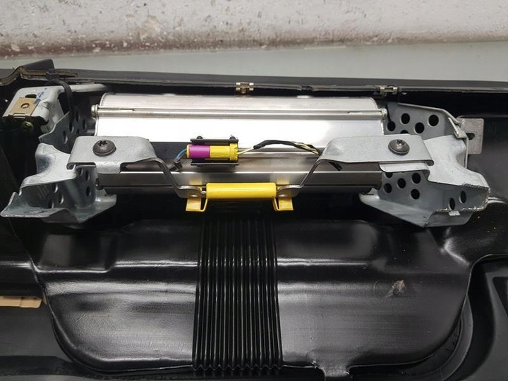 фото №8, Консоль подушка подушка безпеки водія paseat leon 1m cupra 1c0909605a 5wk43122